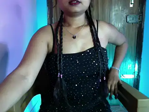 queen liza  online show from February 16, 2026, 9:30 am