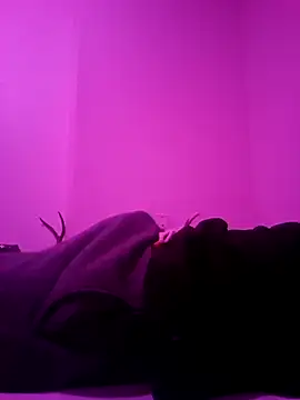 Lucidkyrie online show from February 13, 2026, 4:12 am