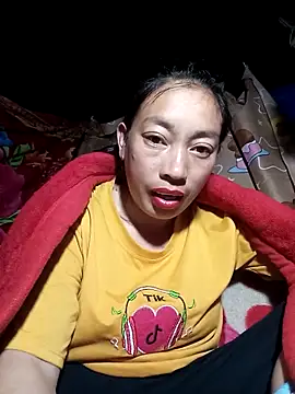 Snapshot of Susuu5790 chatting on March 18, 2026, 12:14 am Susuu5790 online show from March 18, 2026, 12:14 am