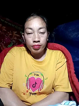 Snapshot of Susuu5790 chatting on March 5, 2026, 12:57 pm Susuu5790 online show from March 5, 2026, 12:57 pm