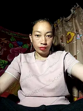 Snapshot of Susuu5790 chatting on April 2, 2026, 7:31 pm Susuu5790 online show from April 2, 2026, 7:31 pm