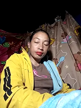 Snapshot of Susuu5790 chatting on April 1, 2026, 1:12 pm Susuu5790 online show from April 1, 2026, 1:12 pm