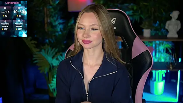 SweetDaisy me online show from February 22, 2026, 8:17 am