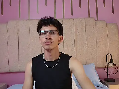 skinny jean  online show from February 27, 2026, 8:30 pm