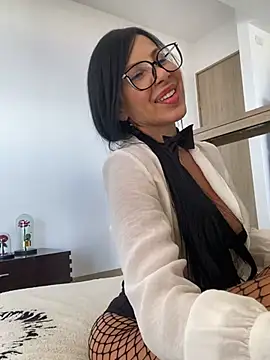 caritoo21 online show from July 28, 2026, 7:39 pm