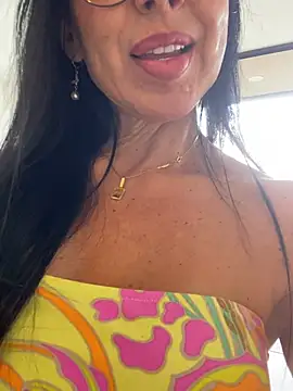 caritoo21 online show from July 29, 2026, 8:52 pm