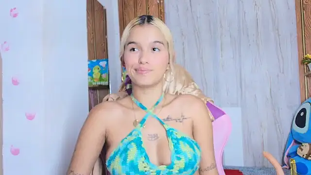 Snapshot of abigail_sandoval chatting on May 9, 2026, 6:33 pm abigail sandoval online show from May 9, 2026, 6:33 pm