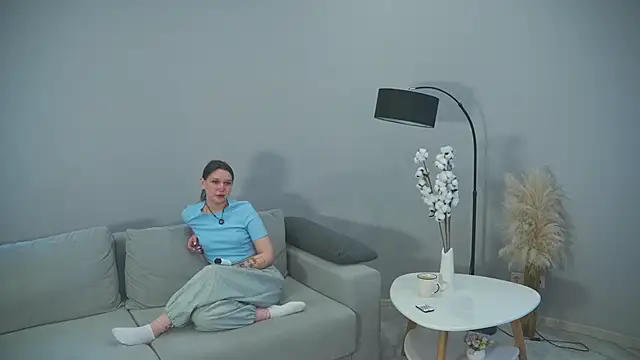 AricaOhashi online show from February 19, 2026, 8:11 am