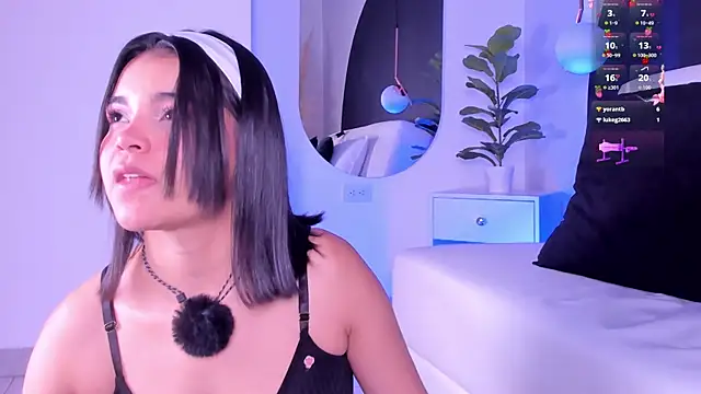 Rose jener06 online show from April 27, 2026, 6:50 pm
