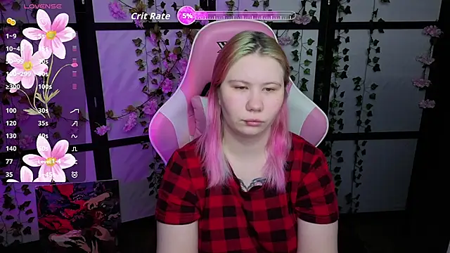 Snapshot of kitsune_little chatting on April 16, 2026, 8:31 pm kitsune little online show from April 16, 2026, 8:31 pm