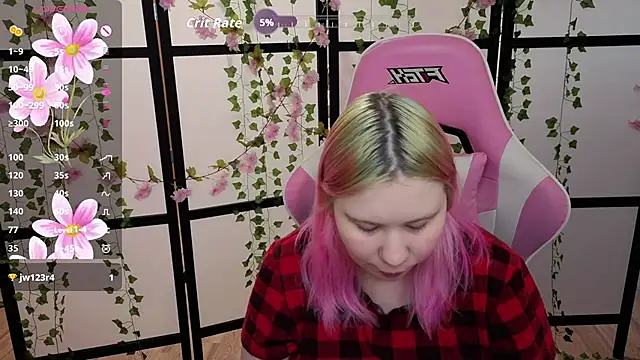 Snapshot of kitsune_little chatting on April 17, 2026, 9:56 am kitsune little online show from April 17, 2026, 9:56 am