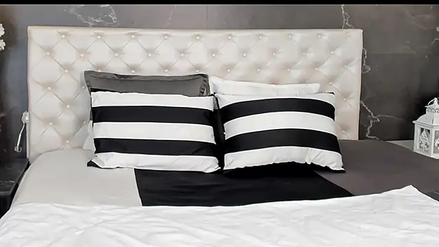 Samantha Dupre online show from February 18, 2026, 10:39 pm