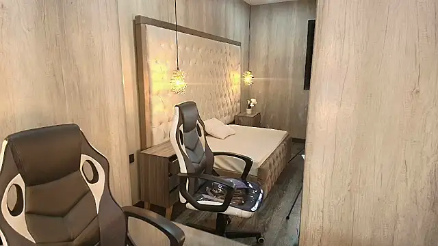 Anya Volker online show from March 11, 2026, 12:10 pm