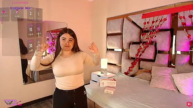 Anya Volker online show from March 5, 2026, 1:40 pm