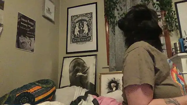 Girlnextdoor242 online show from April 4, 2026, 9:05 am