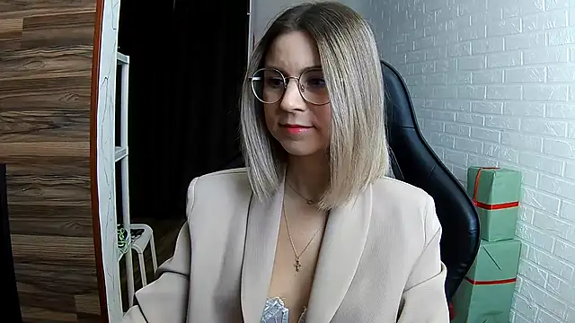 Snapshot of IceMayes chatting on March 19, 2026, 7:52 am IceMayes online show from March 19, 2026, 7:52 am