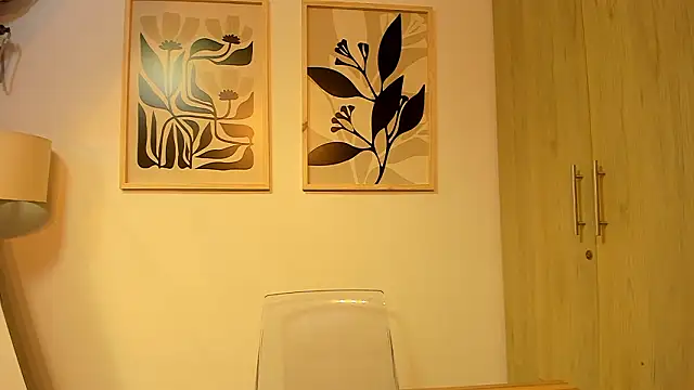 Snapshot of Thomas_walker14 chatting on March 6, 2026, 12:44 pm Thomas walker14 online show from March 6, 2026, 12:44 pm