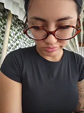 Snapshot of Roma_xxx chatting on April 19, 2026, 8:44 pm Roma xxx online show from April 19, 2026, 8:44 pm