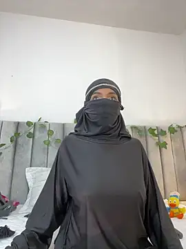 aminaa  online show from March 21, 2026, 6:45 pm