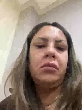 leona-david online show from August 3, 2026, 12:11 pm