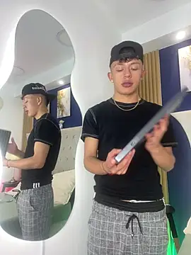 Snapshot of Dark_Nico chatting on February 26, 2026, 4:12 am Dark Nico online show from February 26, 2026, 4:12 am