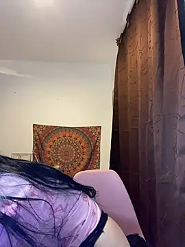 Abril Thompson221 online show from March 27, 2026, 3:04 am