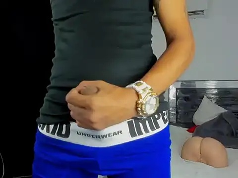 Snapshot of badboy_master chatting on March 11, 2026, 5:23 am badboy master online show from March 11, 2026, 5:23 am