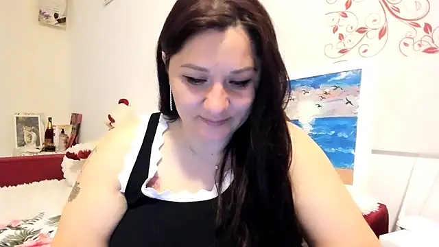 Snapshot of EVELYNA88 chatting on April 12, 2026, 9:07 pm EVELYNA88 online show from April 12, 2026, 9:07 pm