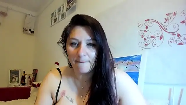 Snapshot of EVELYNA88 chatting on April 11, 2026, 8:12 pm EVELYNA88 online show from April 11, 2026, 8:12 pm