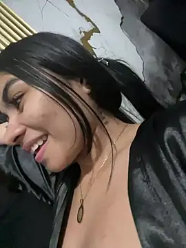 Snapshot of eimmy__skinny chatting on March 16, 2026, 5:44 am eimmy skinny online show from March 16, 2026, 5:44 am