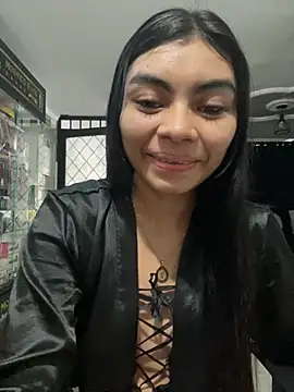 Snapshot of eimmy__skinny chatting on May 7, 2026, 8:01 pm eimmy skinny online show from May 7, 2026, 8:01 pm