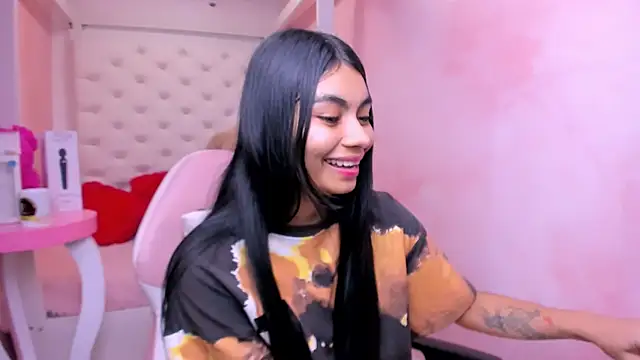 Snapshot of eimmy__skinny chatting on March 27, 2026, 8:26 am eimmy skinny online show from March 27, 2026, 8:26 am