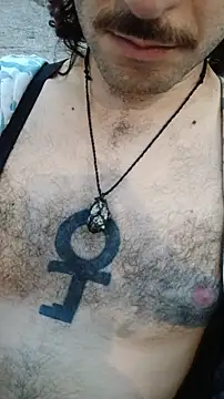 VanderVelvet online show from April 6, 2026, 9:05 pm