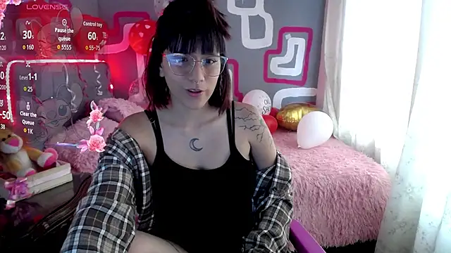 zara erotic online show from February 19, 2026, 8:39 pm