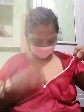 Snapshot of tamilkaviya431 chatting on July 23, 2026, 10:06 pm tamilkaviya431 online show from July 23, 2026, 10:06 pm
