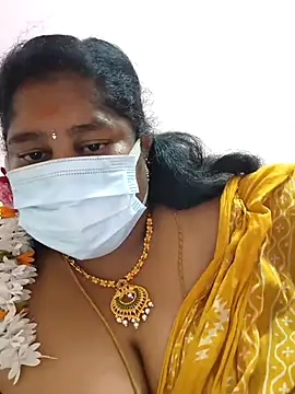 Snapshot of kavinisha chatting on March 8, 2026, 4:21 pm kavinisha online show from March 8, 2026, 4:21 pm