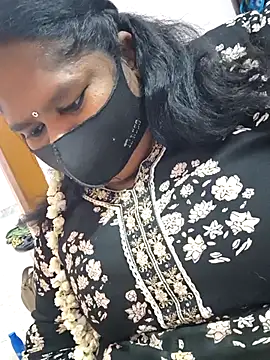 Snapshot of kavinisha chatting on February 25, 2026, 5:46 pm kavinisha online show from February 25, 2026, 5:46 pm