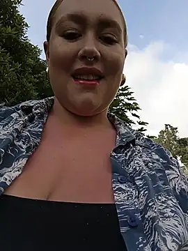 Freckless  online show from February 21, 2026, 8:44 pm