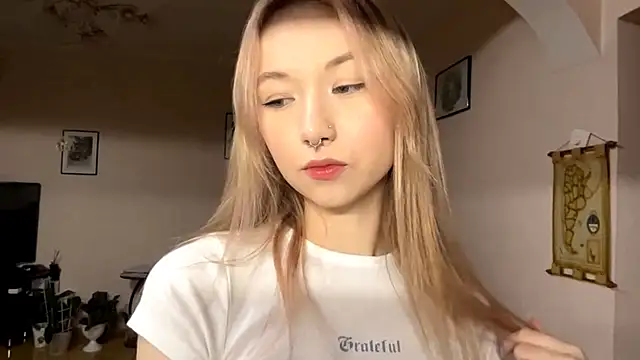 PinkTraible online show from March 30, 2026, 11:22 am