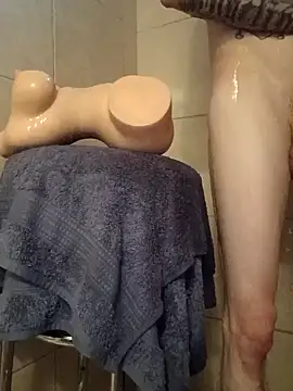 likeemilk online show from February 17, 2026, 3:20 pm