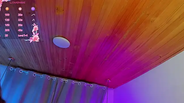 Snapshot of Irisbeel chatting on April 6, 2026, 3:46 am Irisbeel online show from April 6, 2026, 3:46 am