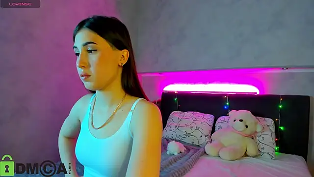 Snapshot of Emily_Lews chatting on March 25, 2026, 1:06 am Emily Lews online show from March 25, 2026, 1:06 am