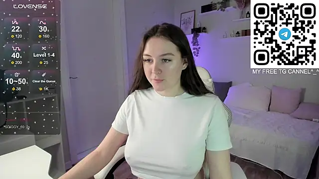 Snapshot of Laura_CollinsS chatting on March 21, 2026, 12:56 am Laura CollinsS online show from March 21, 2026, 12:56 am