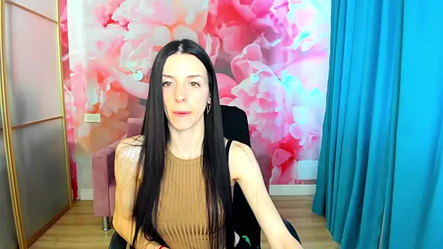 Snapshot of NoirDiva chatting on April 23, 2026, 5:58 am NoirDiva online show from April 23, 2026, 5:58 am