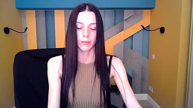 Snapshot of NoirDiva chatting on April 23, 2026, 12:29 pm NoirDiva online show from April 23, 2026, 12:29 pm