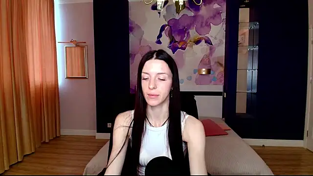 Snapshot of NoirDiva chatting on May 8, 2026, 6:06 am NoirDiva online show from May 8, 2026, 6:06 am