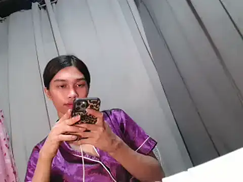 katrina bigcock69 online show from May 1, 2026, 4:12 pm