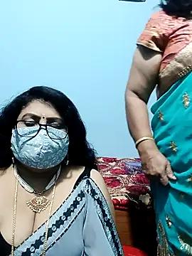 Snapshot of Kannadasexywifes chatting on May 12, 2026, 2:23 pm Kannadasexywifes online show from May 12, 2026, 2:23 pm