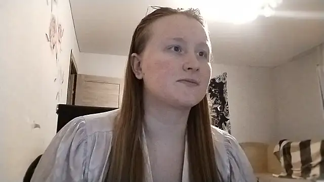 Snapshot of AnikaLipps chatting on June 4, 2026, 9:52 pm AnikaLipps online show from June 4, 2026, 9:52 pm