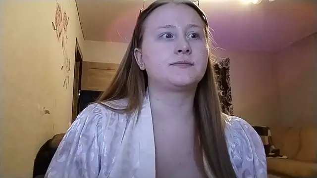 AnikaLipps online show from March 7, 2026, 4:41 am